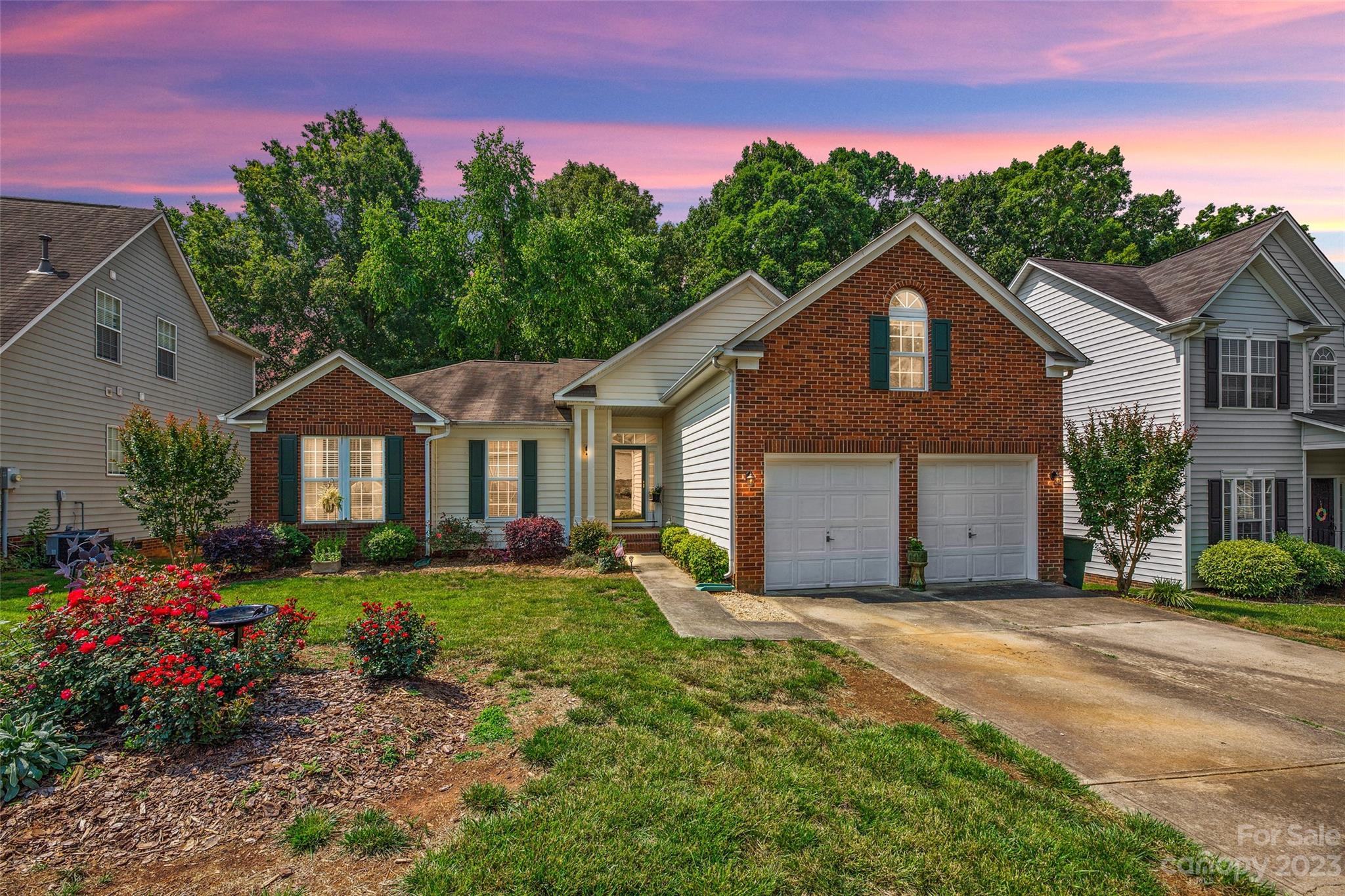Sold 151 Walmsley Place, Mooresville, NC 28117 4 Beds / 2 Full Baths